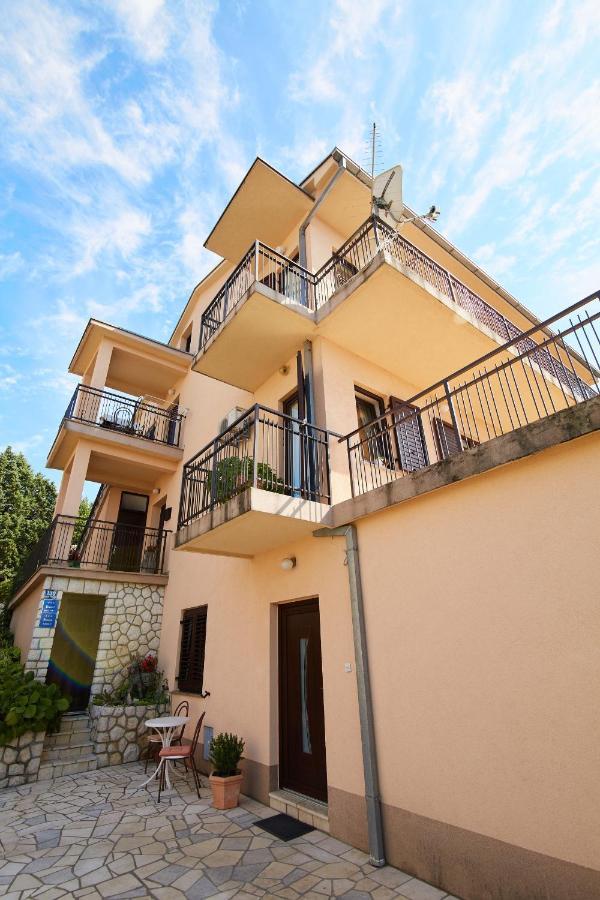 Apartments And Rooms With Parking Space Crikvenica - 19125 Eksteriør billede