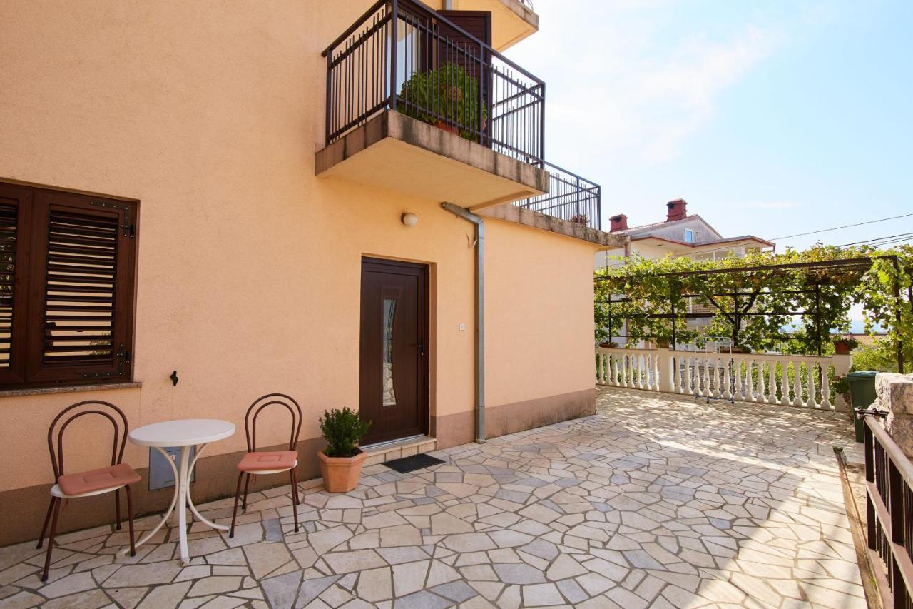 Apartments And Rooms With Parking Space Crikvenica - 19125 Eksteriør billede
