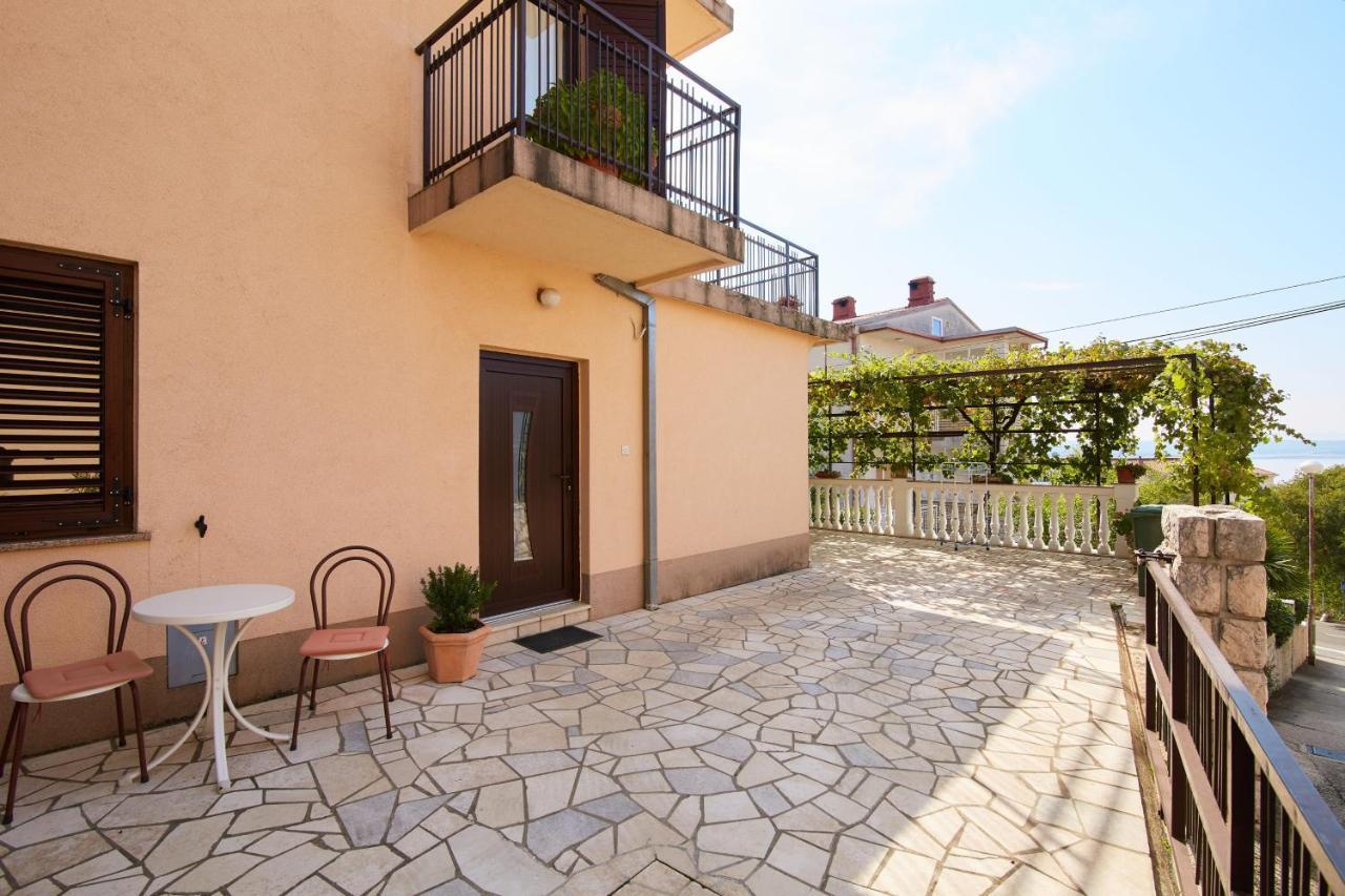 Apartments And Rooms With Parking Space Crikvenica - 19125 Eksteriør billede